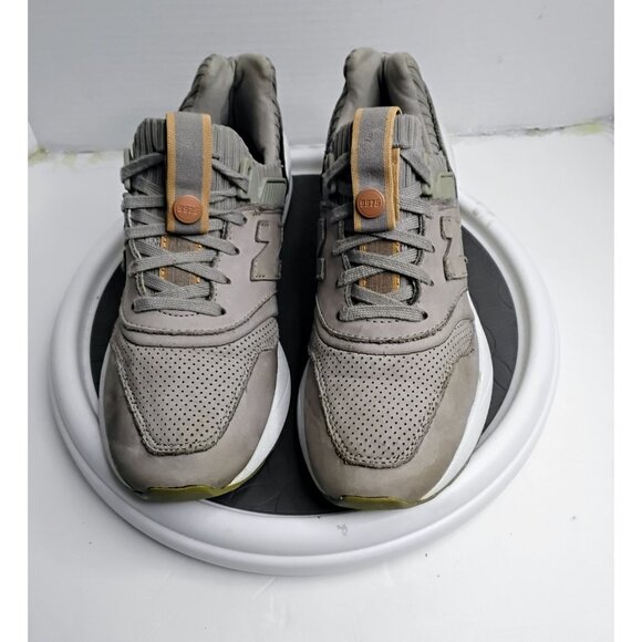New Balance Shoes - New Balance WS997ALB Womens Sneakers Gray Size 5.5 Athletic Low Top Comfort Shoe